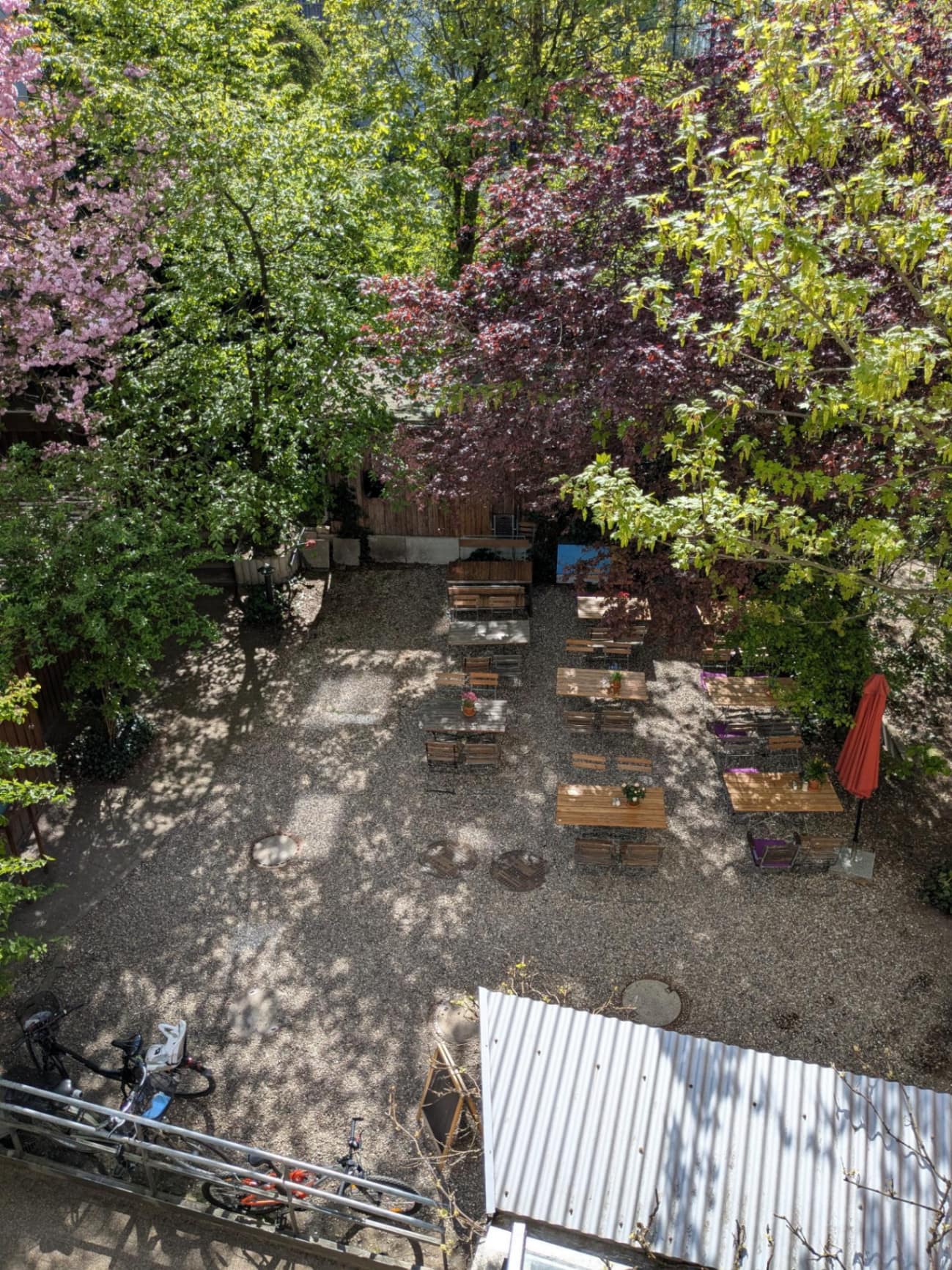 Innenhof Biergarten von oben